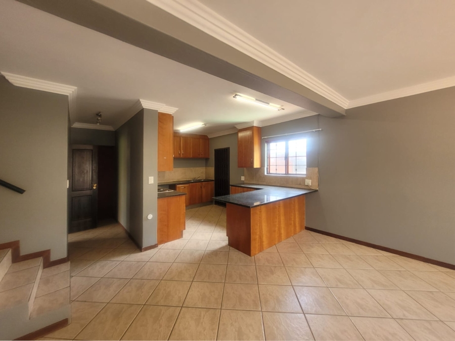 To Let 3 Bedroom Property for Rent in Melodie North West